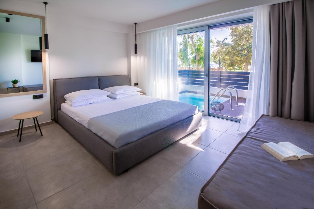 Aelia Seaside Luxury Suites Nea Karvali Zewnętrze zdjęcie