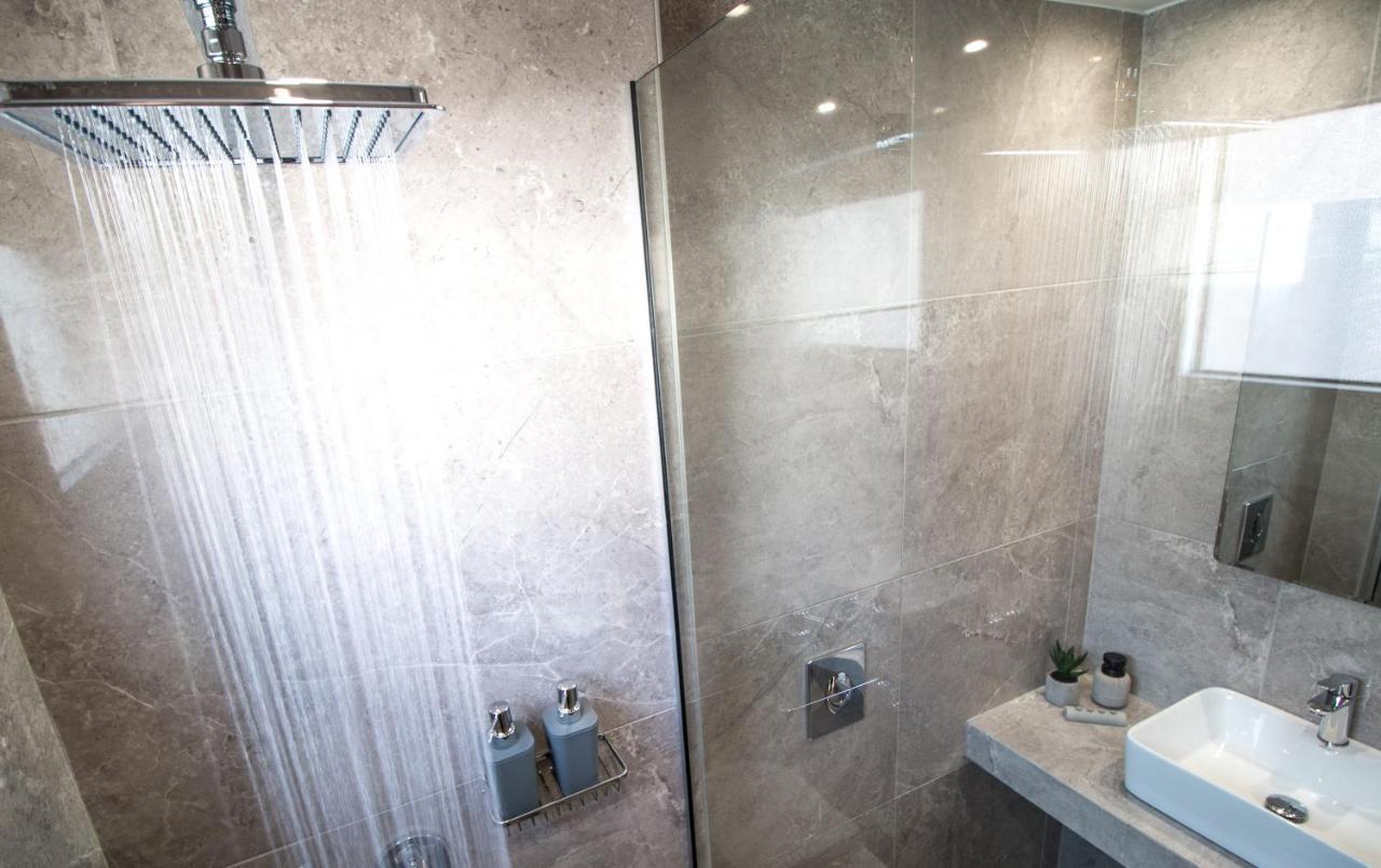 Aelia Seaside Luxury Suites Nea Karvali Zewnętrze zdjęcie